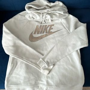 Nike sweatshirt